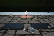 永久火焰JFK墓址